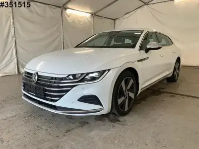 Gebraucht VW Arteon Elegance 218 PS (160 kW) 2021 Pure white Kombi