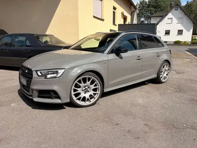 Gebraucht Audi A3 S-Line 190 PS (139 kW) 2019 Grau Limousine