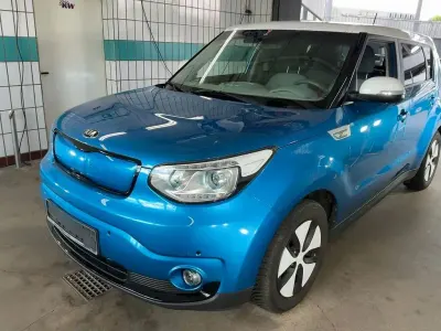Gebraucht Kia Soul 80 kW (110 PS) 2015 Blau SUV
