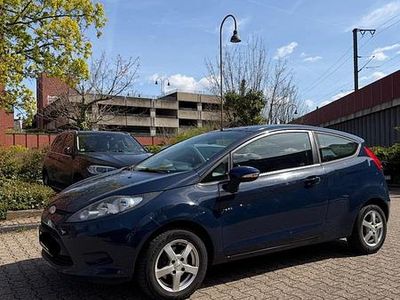 Gebraucht Ford Fiesta 82 PS (60 kW) 2010 Blau Kleinwagen