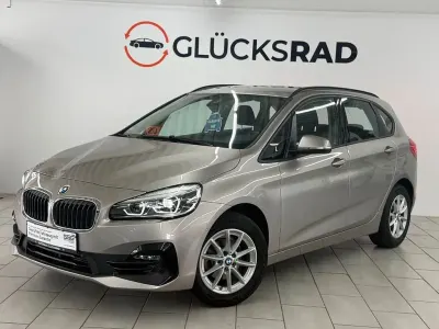Gebraucht BMW 216 Active Tourer Advantage 109 PS (80 kW) 2021 Silber Van / Kleinbus