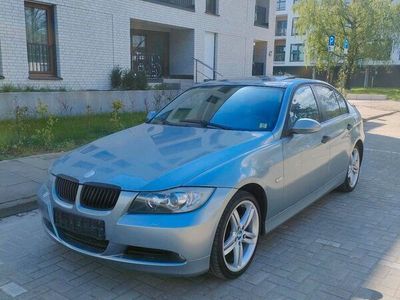 gebraucht BMW 320 e90 i