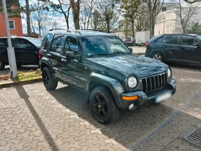 Gebraucht Jeep Cherokee Limited 211 PS (155 kW) 2002 Grün SUV