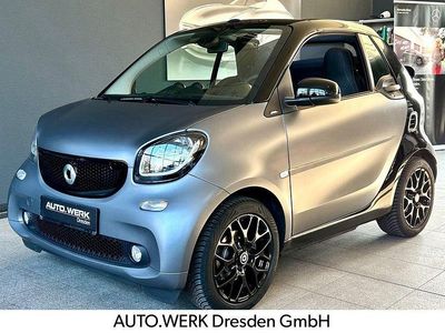 Grau Gebraucht 2016 Smart ForTwo Cabrio Prime Cabrio | 14.490 € (Teuer)