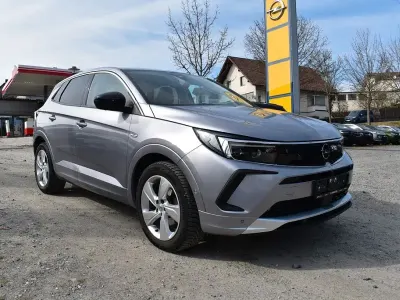 Używany Opel Grandland X Elegance 131 KM (96 kW) 2022 Szary SUV