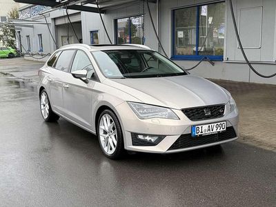 Beige Gebraucht 2014 Seat Leon ST Kombi | 8.500 € (Fairer Preis)