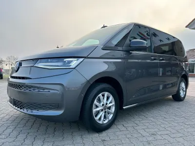 Nuova VW T7 Life 150 CV (110 kW) 2026 Grigio Furgone