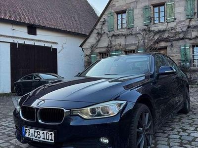 Gebraucht BMW 320 184 PS (135 kW) 2013 Limousine