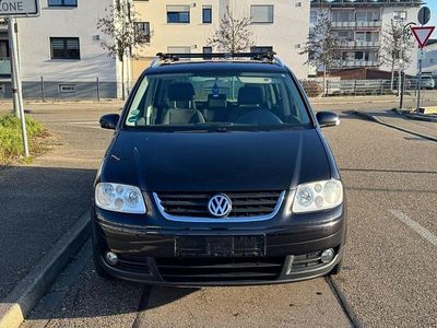 Schwarz Gebraucht 2004 VW Touran Highline Van / Kleinbus | 3.490 € (Teuer)