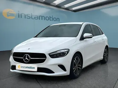 Gebraucht Mercedes B180 136 PS (100 kW) 2025 Weiß Kleinwagen