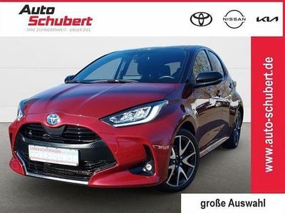 Gebraucht Toyota Yaris Hybrid Style 116 PS (85 kW) 2021 Rot Kleinwagen