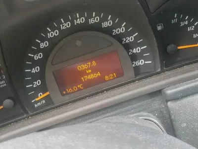 Gebraucht Mercedes C180 130 PS (95 kW) 2004 Coupé