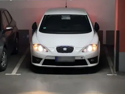 Usata Seat Leon FR 170 CV (125 kW) 2010 Bianco Utilitaria