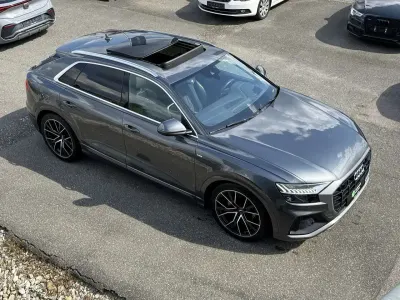 Usata Audi Q8 Sport 286 CV (210 kW) 2019 Grigio SUV