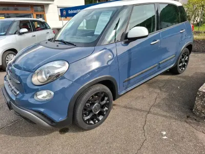 Gebraucht Fiat 500L Cross 95 PS (69 kW) 2020 Blau Van / Kleinbus