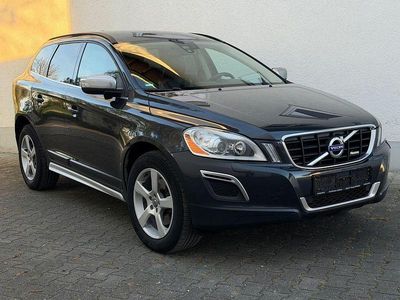 Second-hand Volvo XC60 R-Design 175 CP (128 kW) 2010 Gri SUV