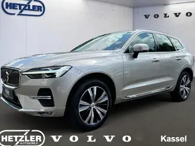Gebraucht Volvo XC60 Ultimate 197 PS (144 kW) 2023 Bright dusk / metallic SUV