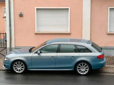Gebraucht Audi A4 S-line plus 265 PS (194 kW) 2008 Blau Kombi