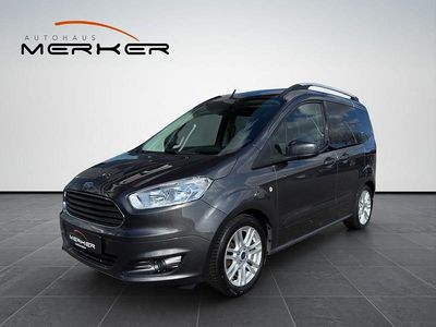 Gebraucht Ford Tourneo Titanium 101 PS (74 kW) 2016 Grau Kombi