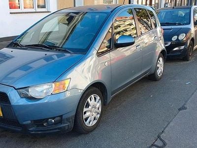 Gebraucht Mitsubishi Colt 95 PS (69 kW) 2009 Blau Kleinwagen