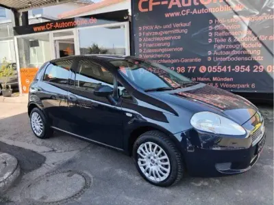 Usata Fiat Punto 65 CV (47 kW) 2009 Blu Utilitaria