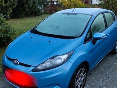 Gebraucht Ford Fiesta Champions Edition 60 PS (44 kW) 2012 Blau Kleinwagen