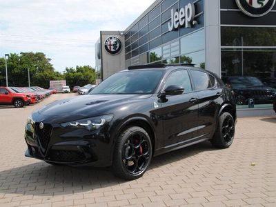 Neu Alfa Romeo Stelvio Quadrifoglio 519 PS (381 kW) 2025 Nero vulcano SUV