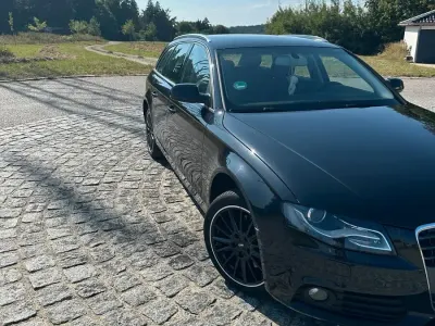 Gebraucht Audi A4 143 PS (105 kW) 2011 Schwarz Kombi