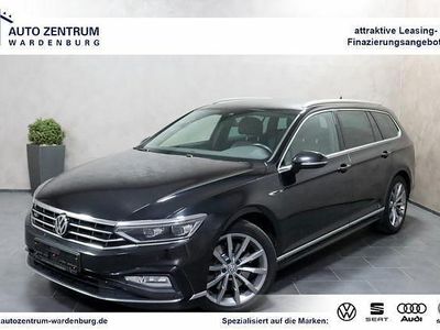 Gebraucht VW Passat Elegance 239 PS (175 kW) 2020 Deep black perleffekt metallic Kombi