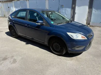 Usata Ford Focus 75 CV (55 kW) 2009 Blu Berlina