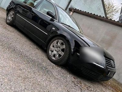 Gebraucht VW Passat 240 PS (176 kW) 2001 Schwarz Kombi