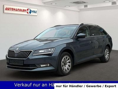 Usata Skoda Superb Style 190 CV (139 kW) 2017 Grigio Station wagon