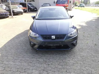 Gebraucht Seat Ibiza Style 110 PS (80 kW) 2021 "magnetic tech" Kleinwagen