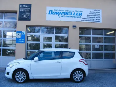 Gebraucht Suzuki Swift Club 94 PS (69 kW) 2013 Weiß Kleinwagen