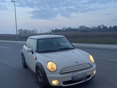 Gebraucht Mini ONE 75 PS (55 kW) 2010 Schwarz Kleinwagen