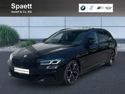 Gebraucht BMW 540 M Sport 340 PS (250 kW) 2023 M carbonschwarz Kombi
