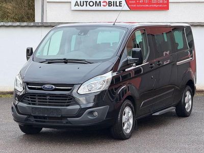 Gebraucht Ford Tourneo Titanium 155 PS (114 kW) 2016 Schwarz Van / Kleinbus