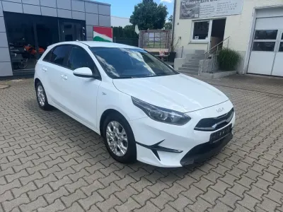 Gebraucht Kia Ceed Vision 101 PS (74 kW) 2022 Weiß Kleinwagen