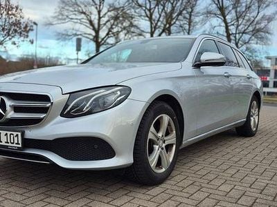 Gebraucht Mercedes E200 150 PS (110 kW) 2016 Silber Limousine