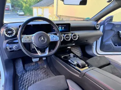 Gebraucht Mercedes CLA200 AMG line 150 PS (110 kW) 2020 Weiß Coupé