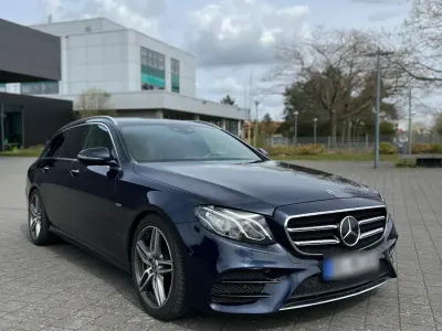 Gebraucht Mercedes E400 AMG line 340 PS (250 kW) 2019 Blau Kombi