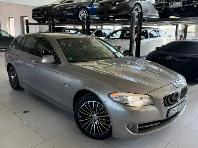Gebraucht BMW 530 Performance 245 PS (180 kW) 2010 Silber Limousine