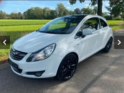 Gebraucht Opel Corsa Selection 95 PS (69 kW) 2010 Weiß Kleinwagen