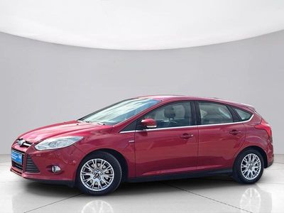 Gebraucht Ford Focus Titanium 182 PS (133 kW) 2010 Rot Limousine