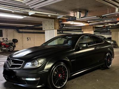 Mercedes C63 AMG