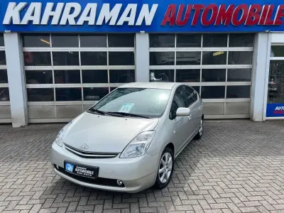 Gebraucht Toyota Prius Executive 77 PS (56 kW) 2004 Silber Kleinwagen