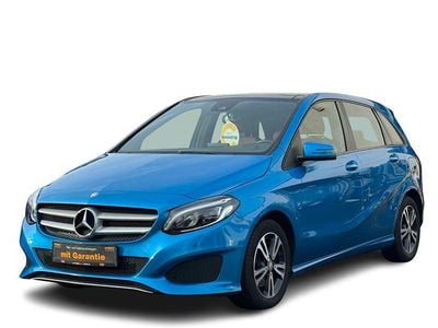 Gebraucht Mercedes B200 136 PS (100 kW) 2015 Blau Van / Kleinbus