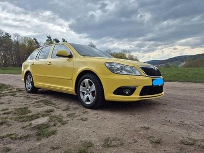 Usata Skoda Octavia RS 200 CV (147 kW) 2012 Giallo Station wagon