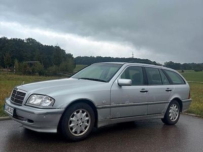 Mercedes C200