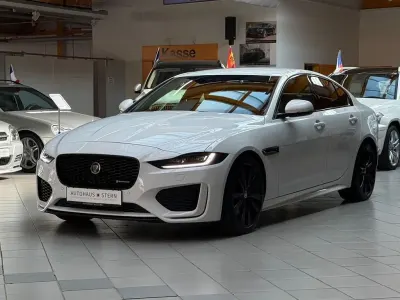 Gebraucht Jaguar XE R-Dynamic 250 PS (183 kW) 2020 Weiß Limousine